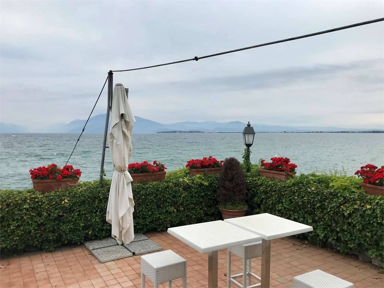 VILLA A LAGO 5