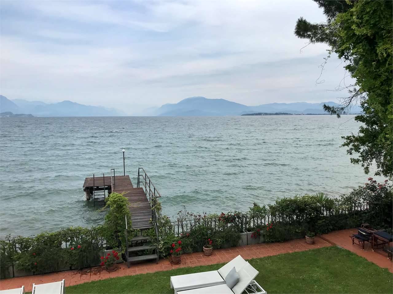 VILLA A LAGO 28