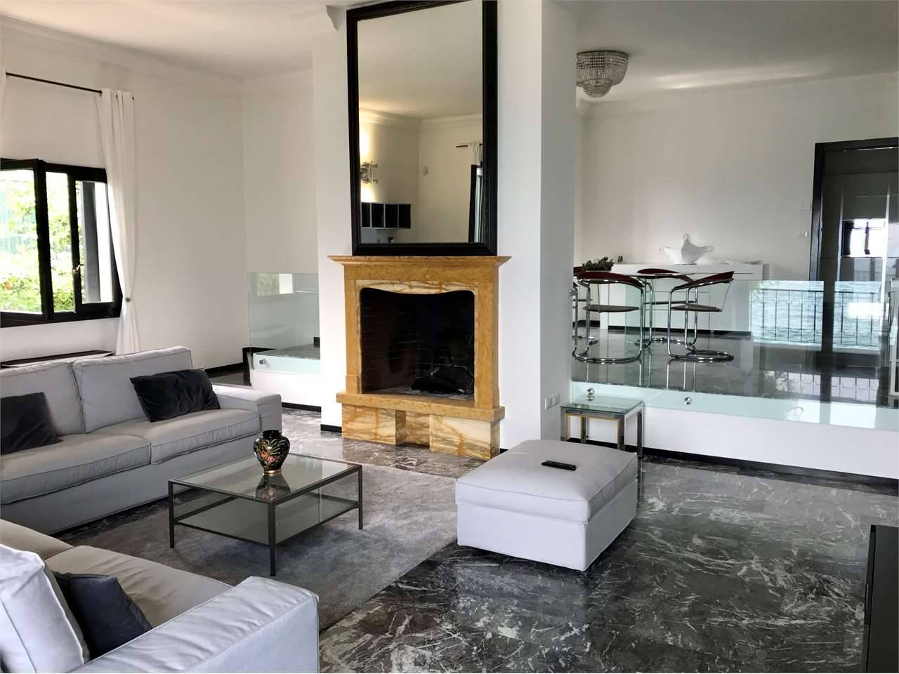 VILLA A LAGO 30