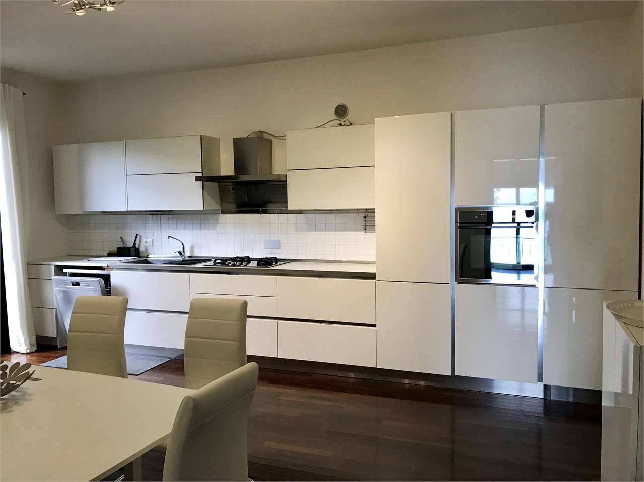 VILLA A LAGO 40
