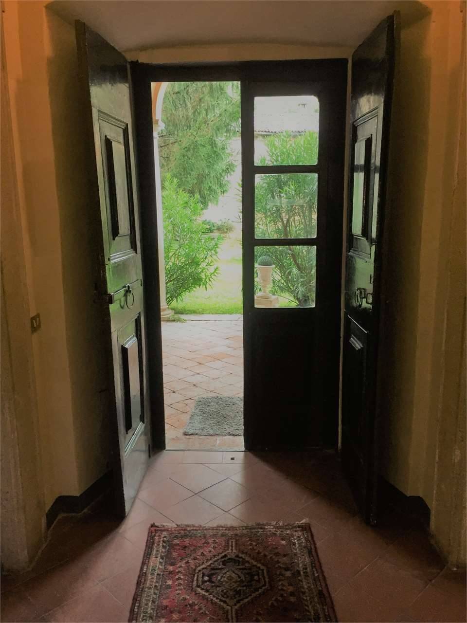 UFFICIO IN PALAZZO STORICO 25