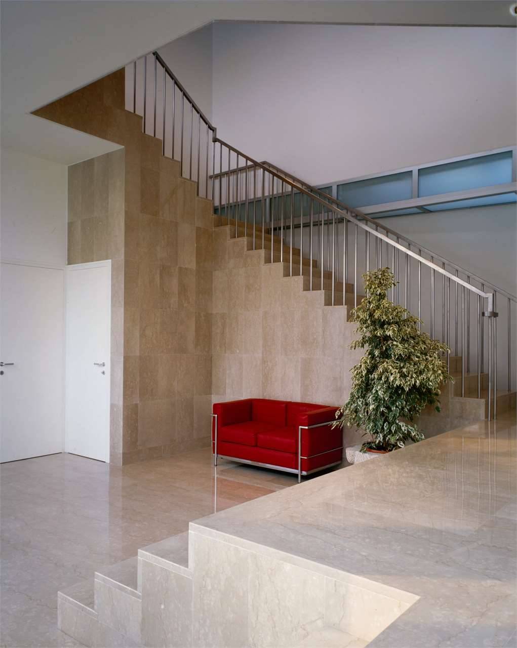 EDIFICIO DIREZIONALE/ARTIGIANALE 3