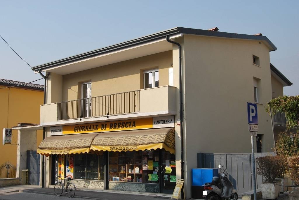 TRILOCALE CON TERRAZZO 10