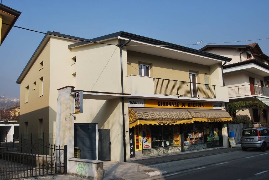 TRILOCALE CON TERRAZZO 11