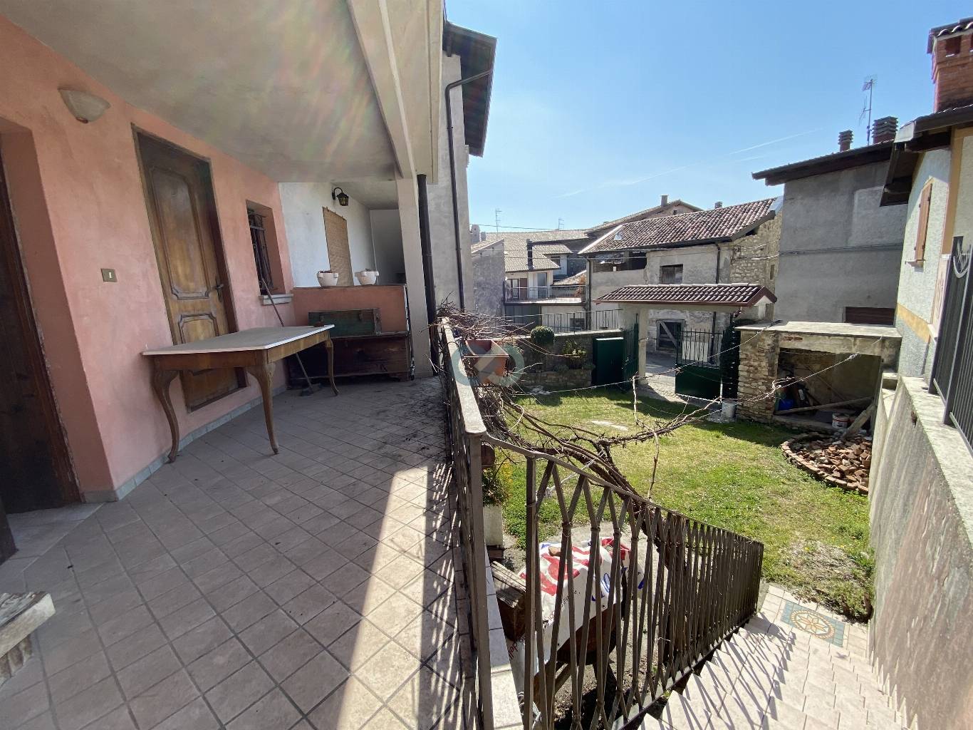 Porzione di casa 1