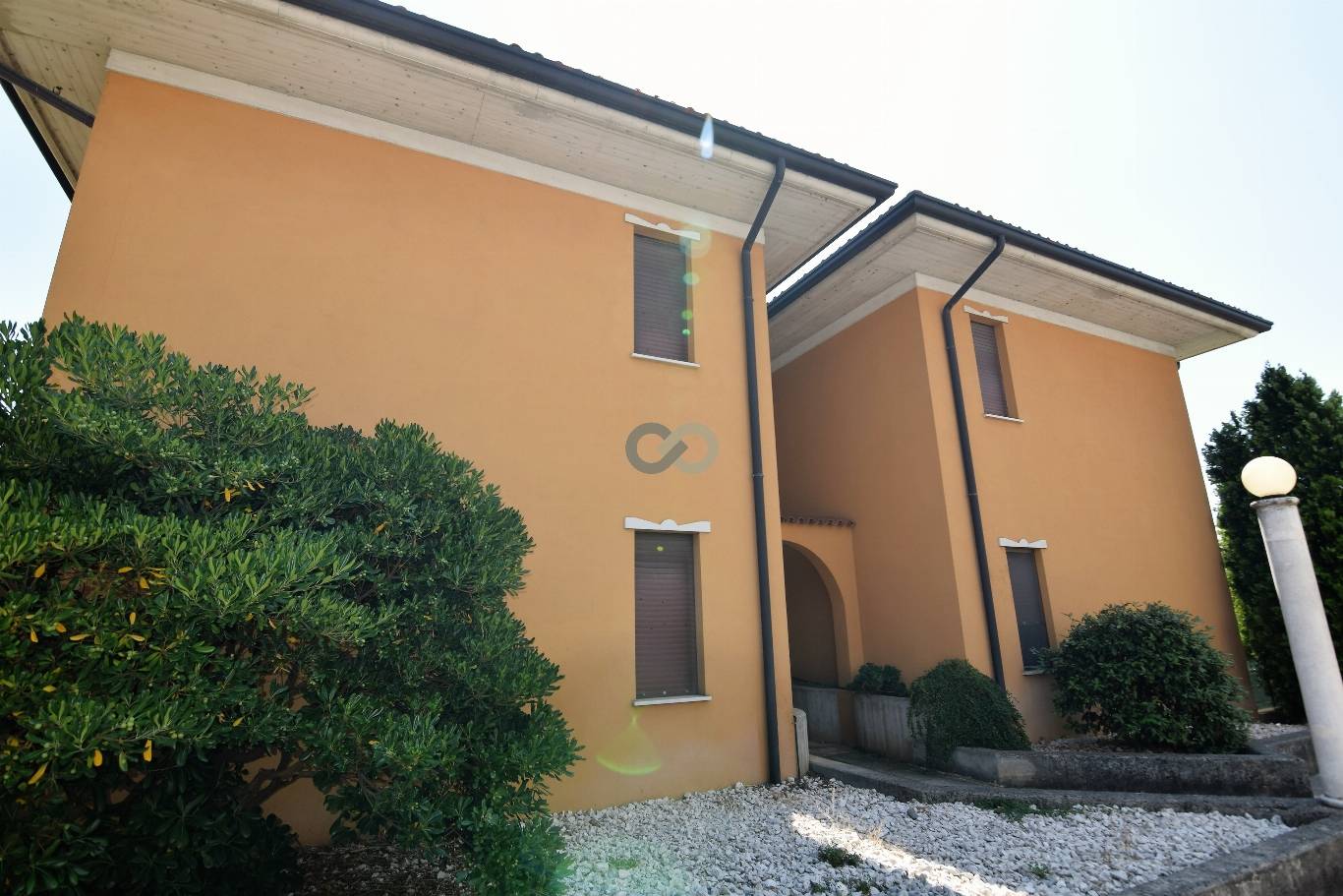 BILOCALE ARREDATO 12