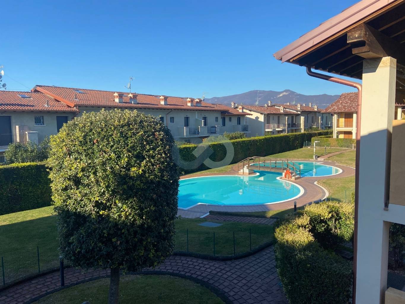 Appartamento in residence con piscina 2