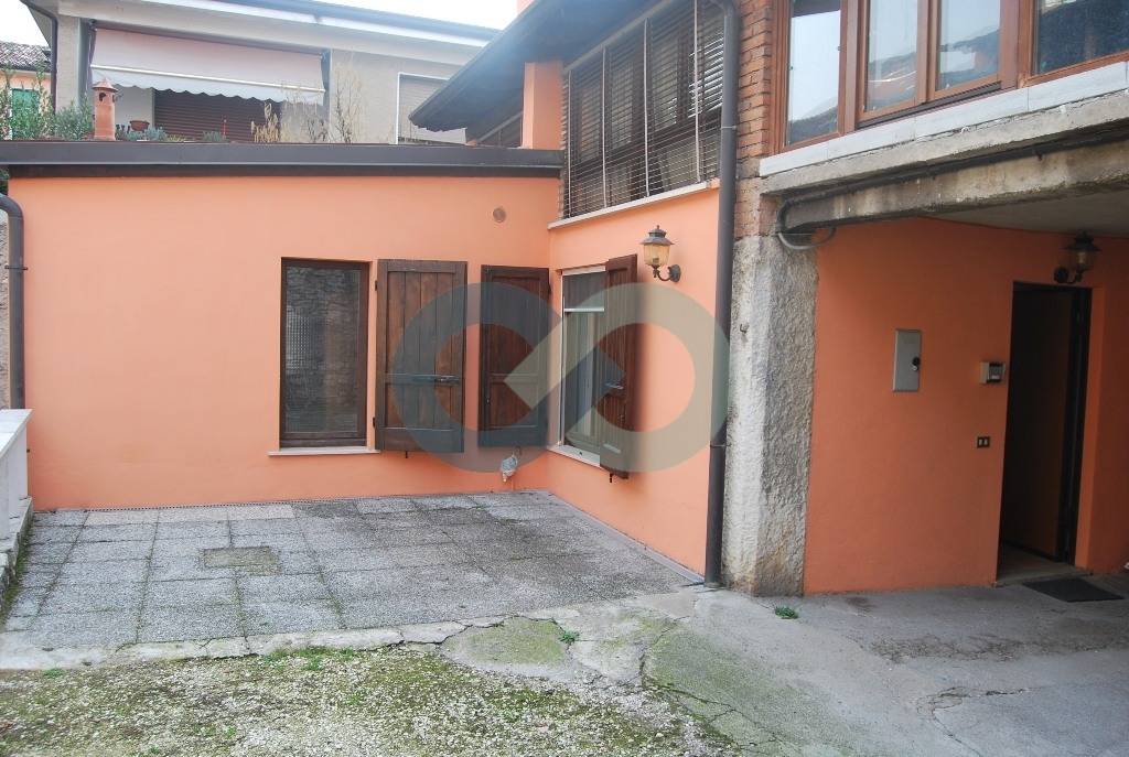 BILOCALE 7