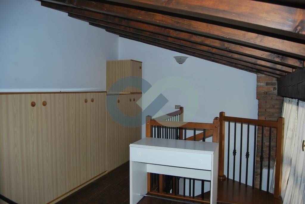 BILOCALE 18