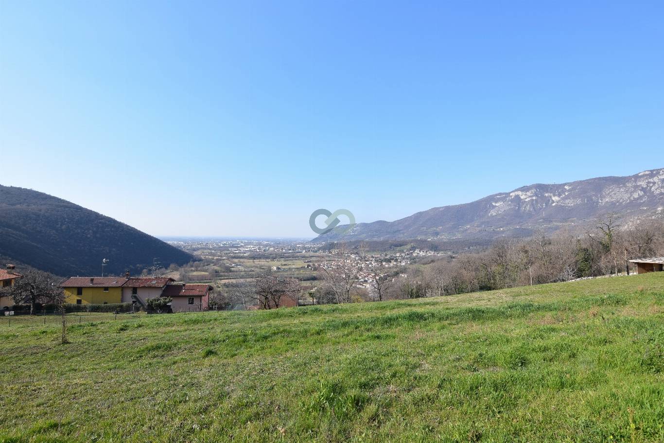VILLA SINGOLA CON VISTA PANORAMICA 6