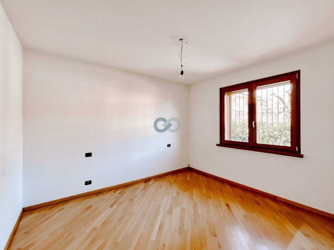 VILLA CON 2 UNITÀ 35