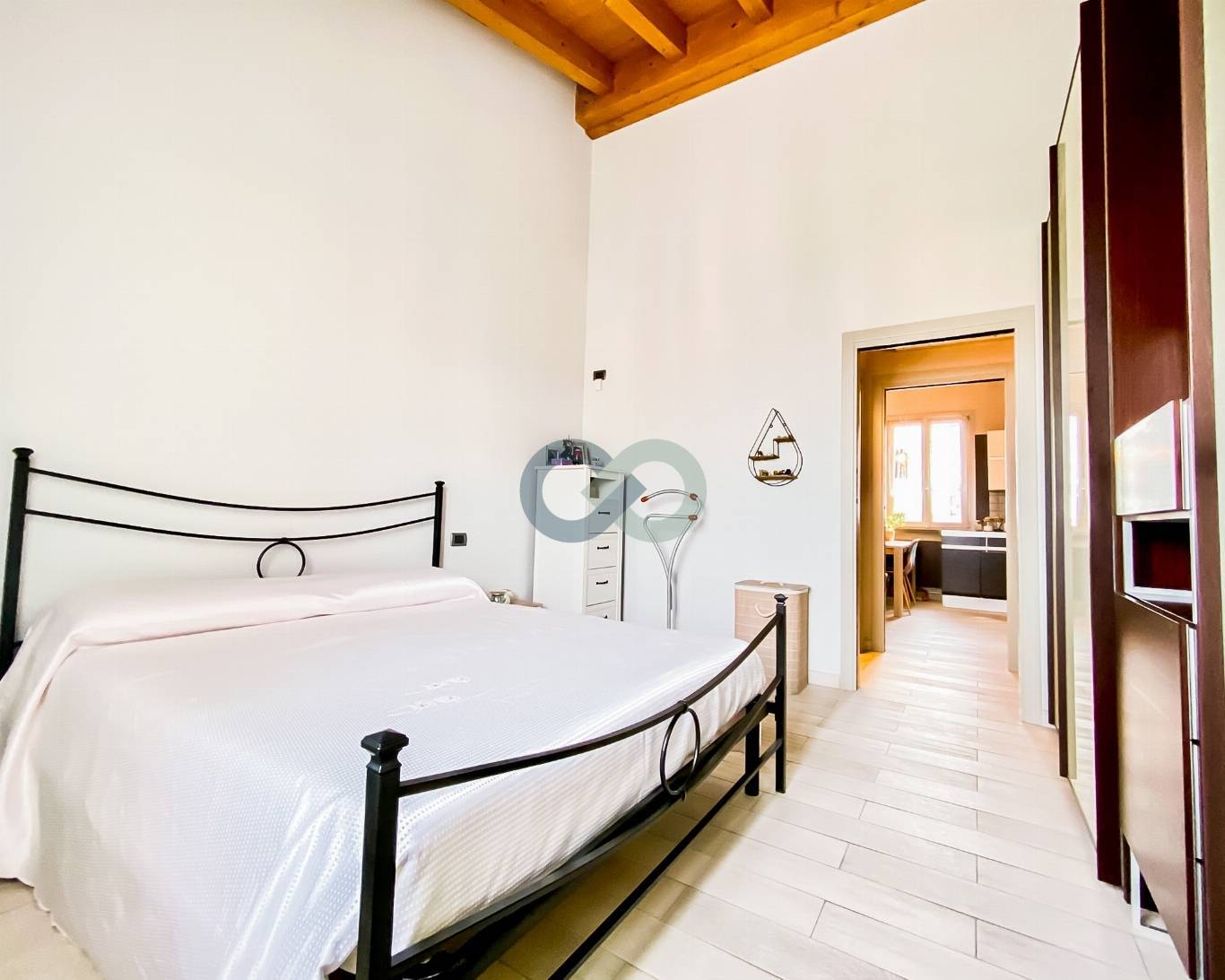 TRILOCALE CON LOGGIA PANORAMICA 17