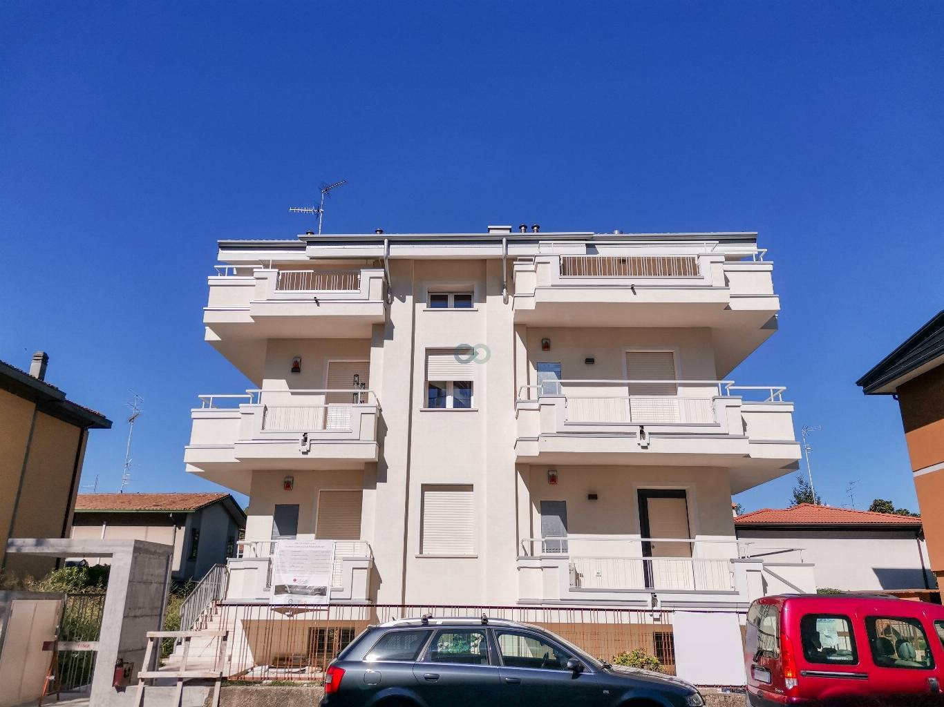 TRILOCALE IN AFFITTO 4