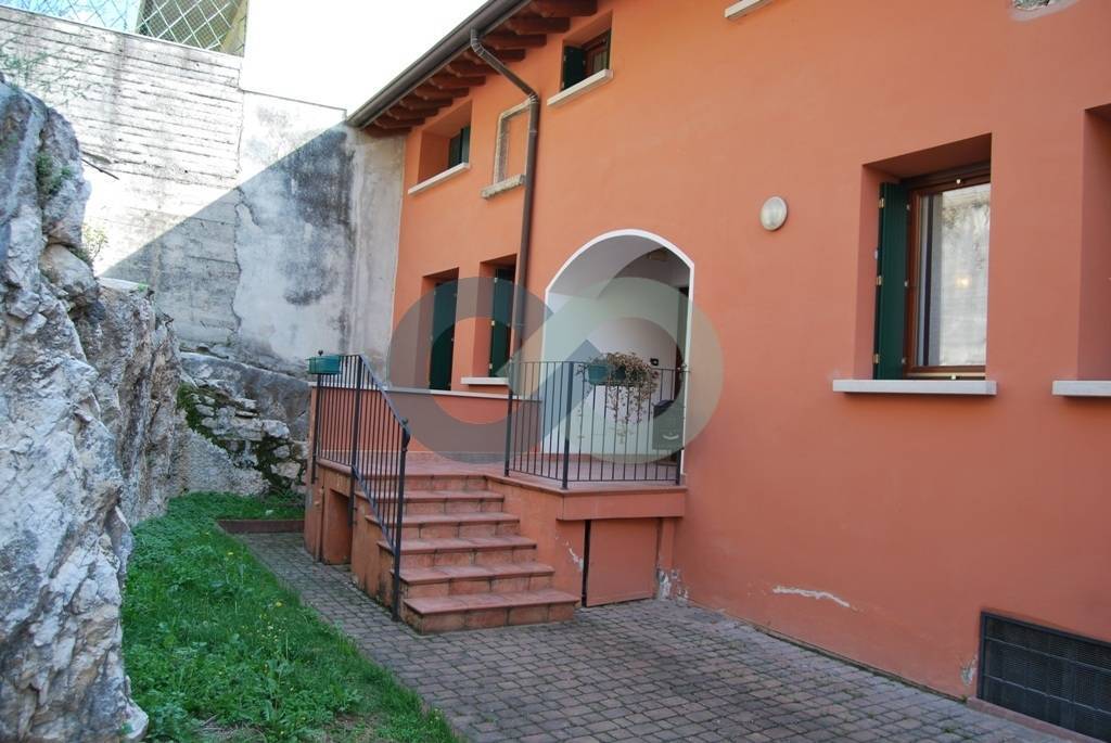 BILOCALE 3