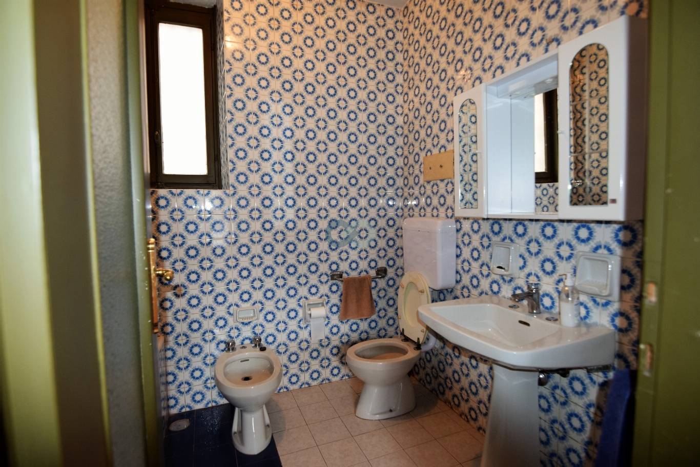 UFFICIO IN PALAZZO STORICO 8