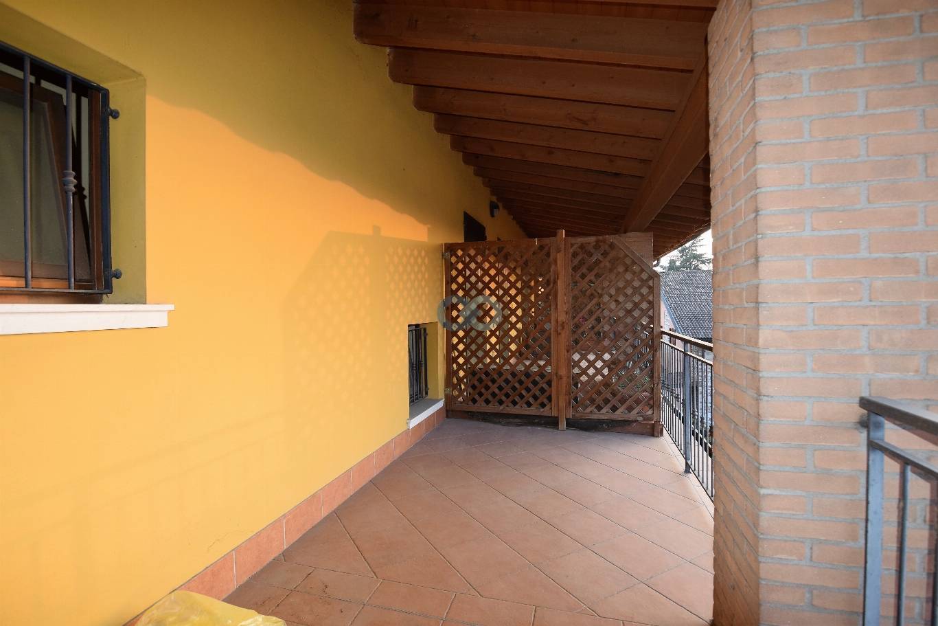 TRILOCALE CON AMPIA LOGGIA 12