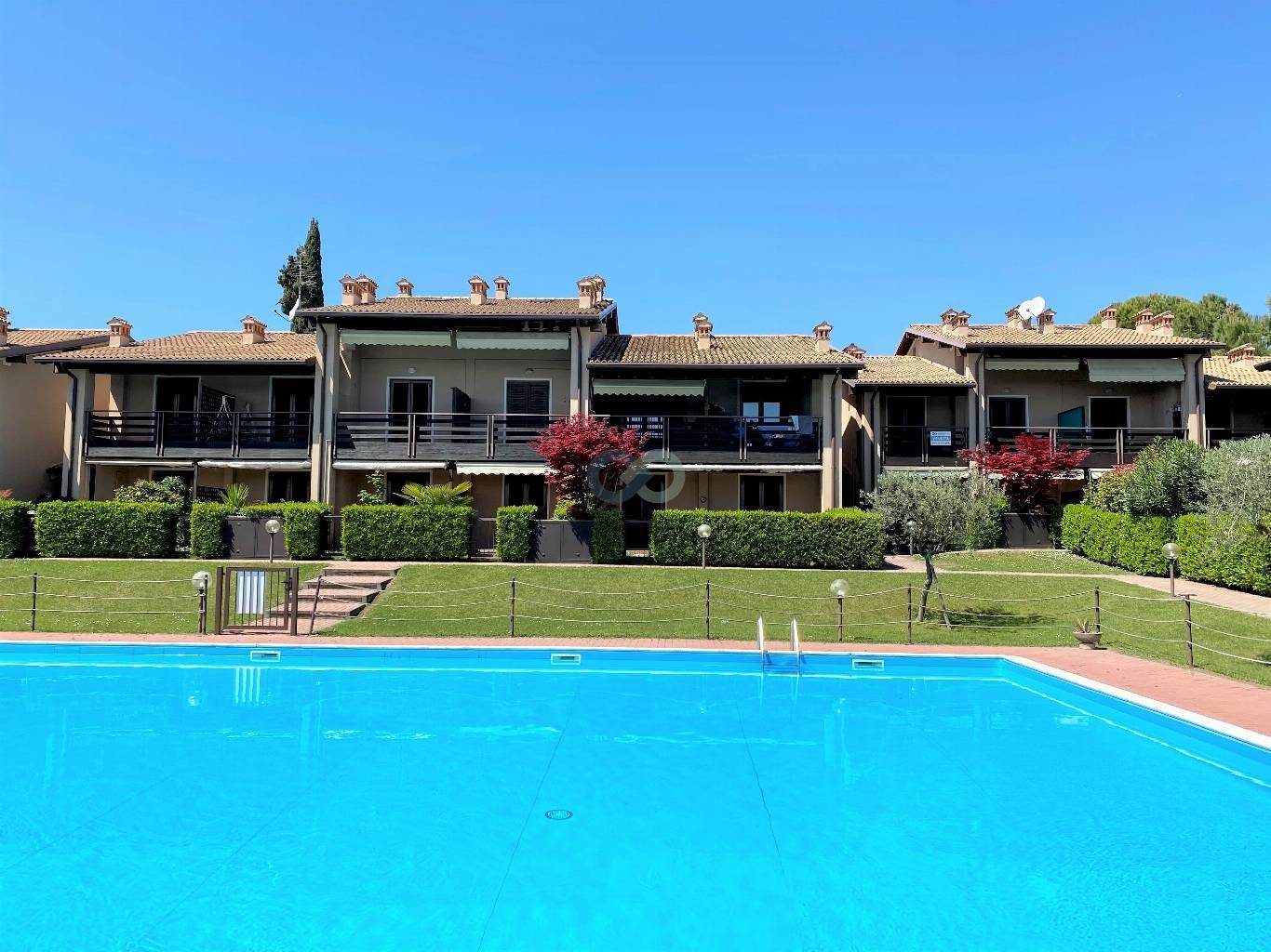 QUADRILOCALE VISTA LAGO 22