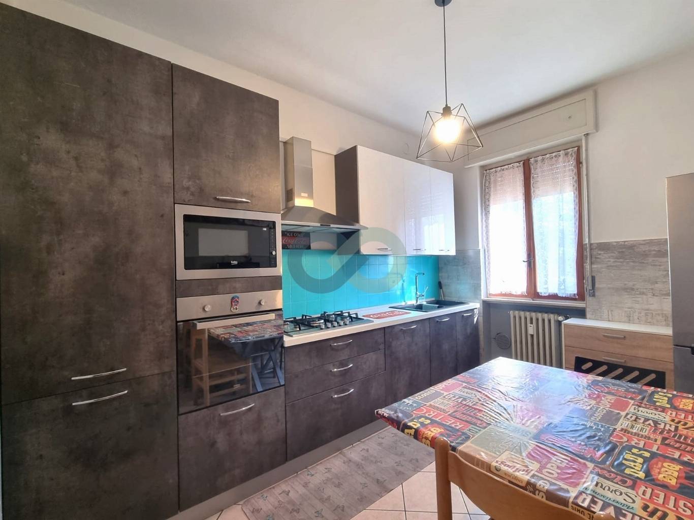 AMPIO APPARTAMENTO 8