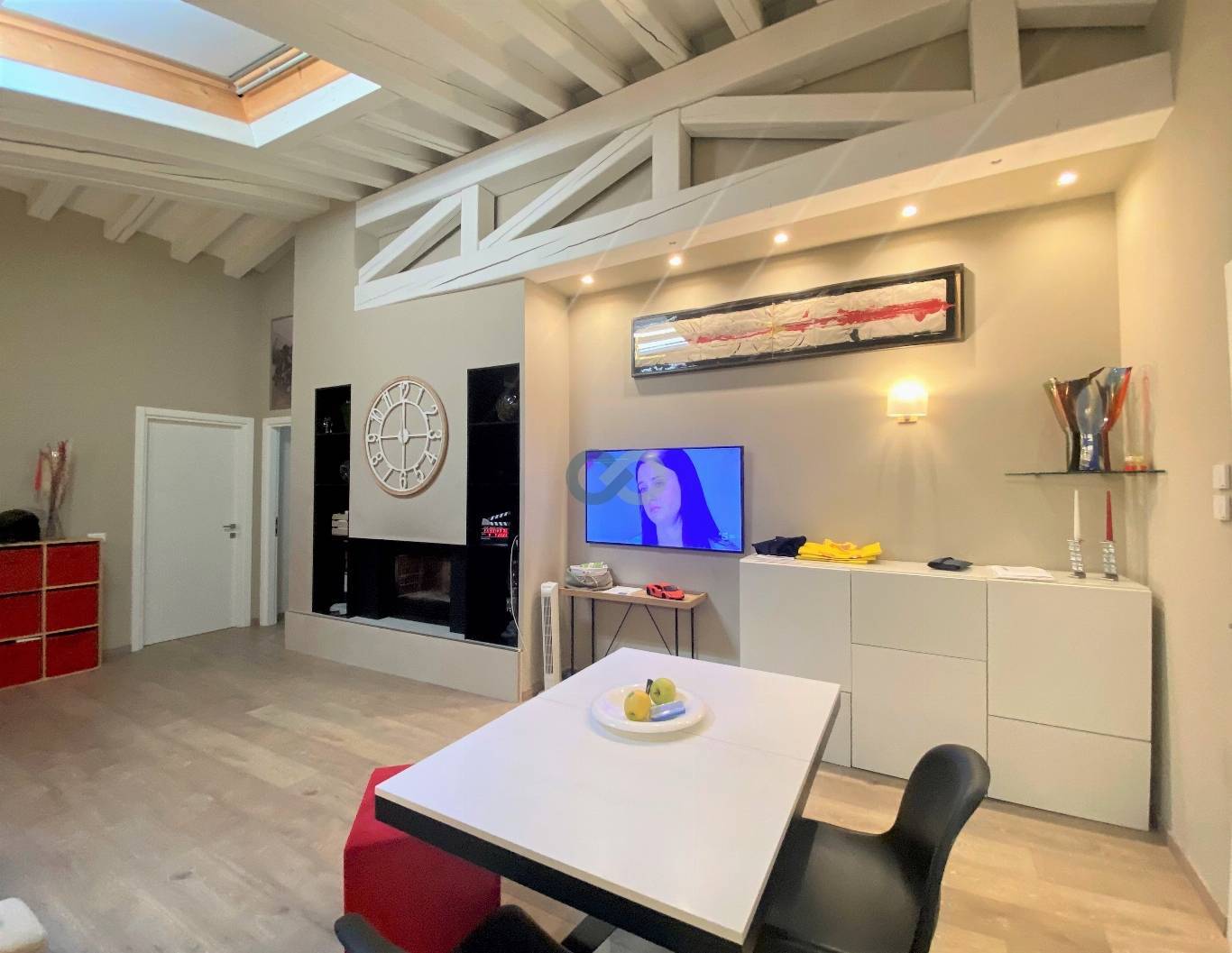 TRILOCALE TRAVI A VISTA 4