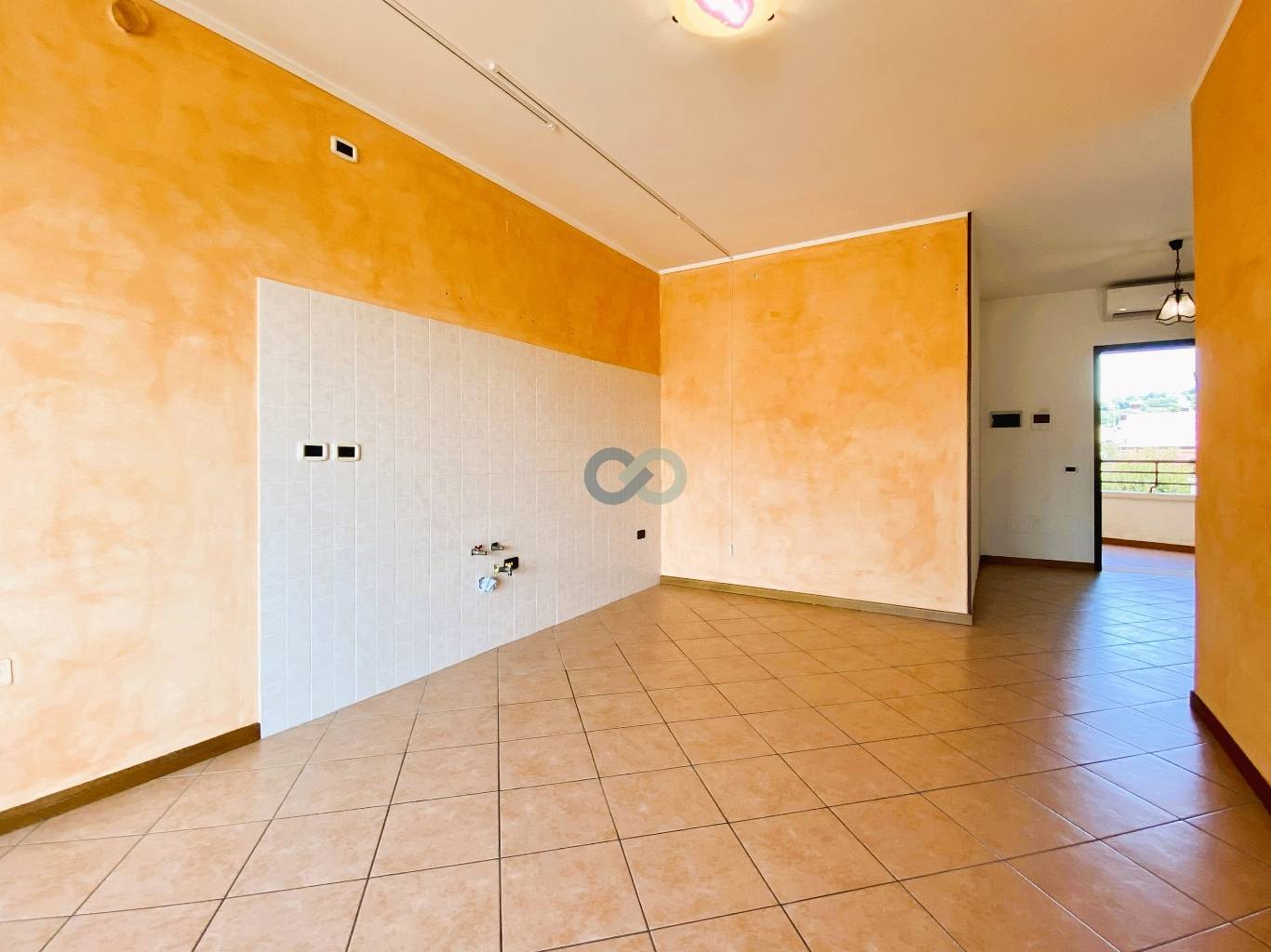 TRILOCALE CON AMPIO TERRAZZO 6