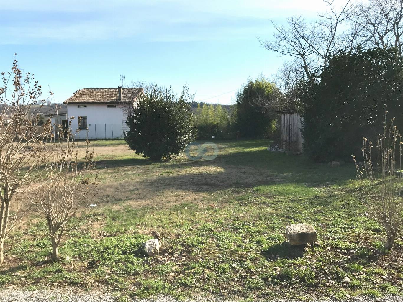 RUSTICO CON TERRENO 17