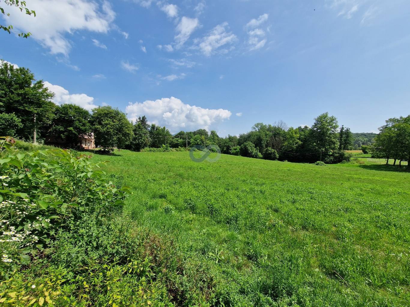 Terreno edificabile ideale per operazioni 6