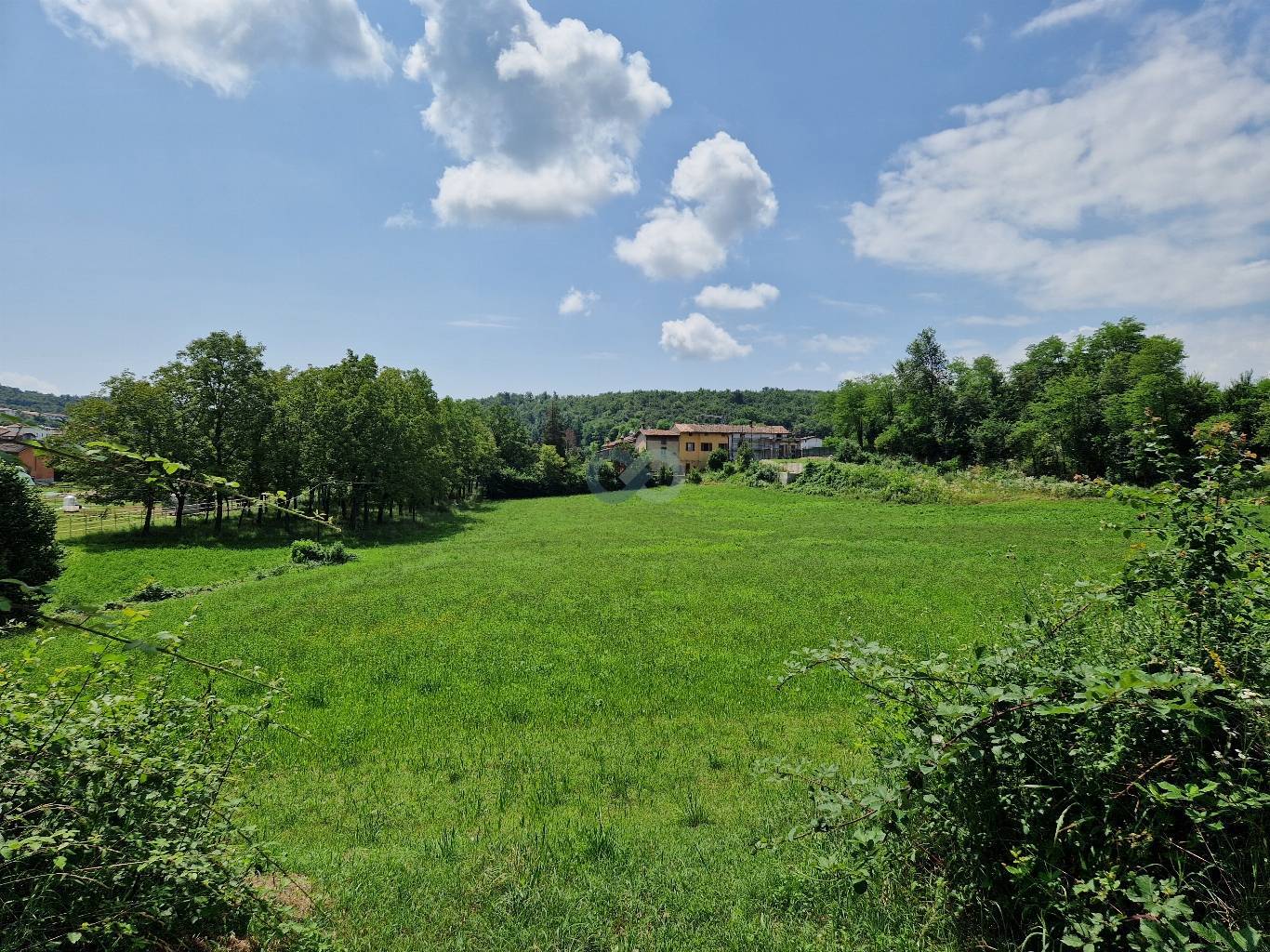 Terreno edificabile ideale per operazioni 1