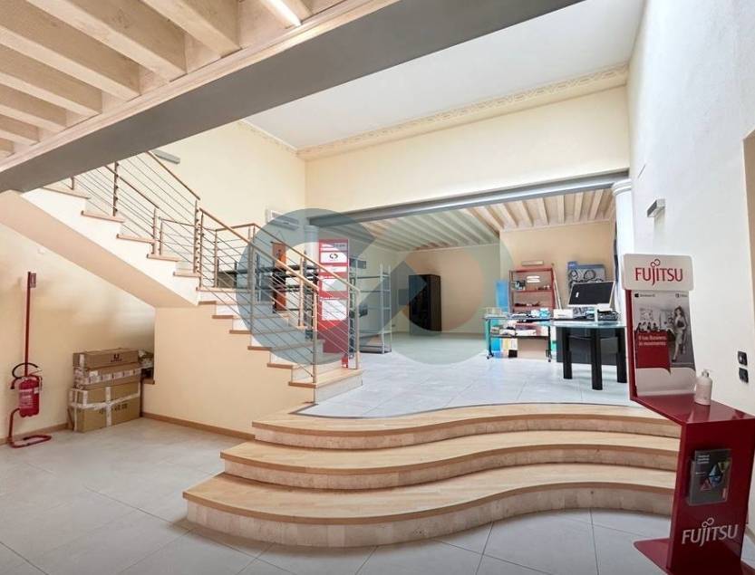 Ufficio con Soppalco 4