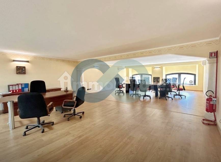 Ufficio con Soppalco 11