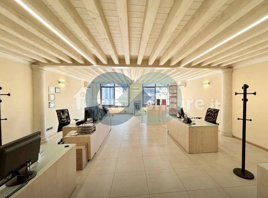 Ufficio con Soppalco 7