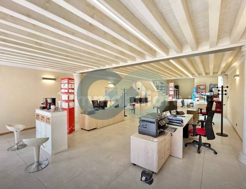 Ufficio con Soppalco 5