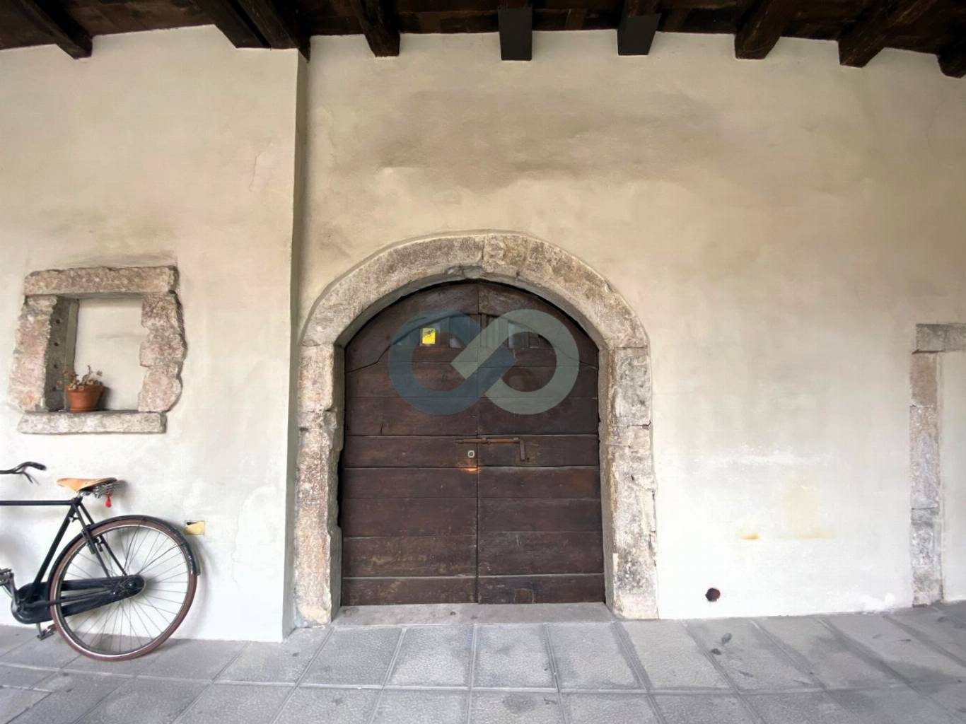 Bilocale soppalcato con posto auto e cantina 16