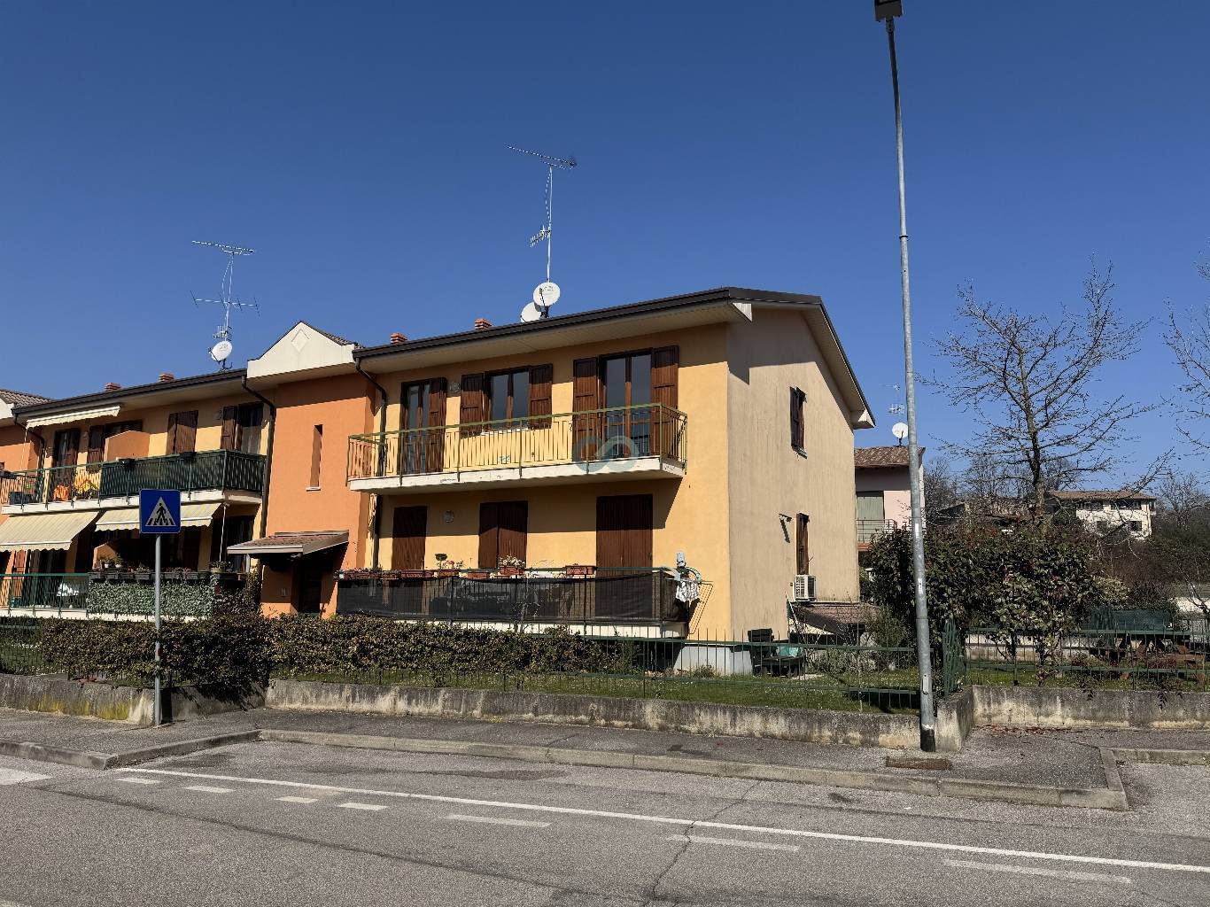 BILOCALE con CANTINA e GARAGE 2