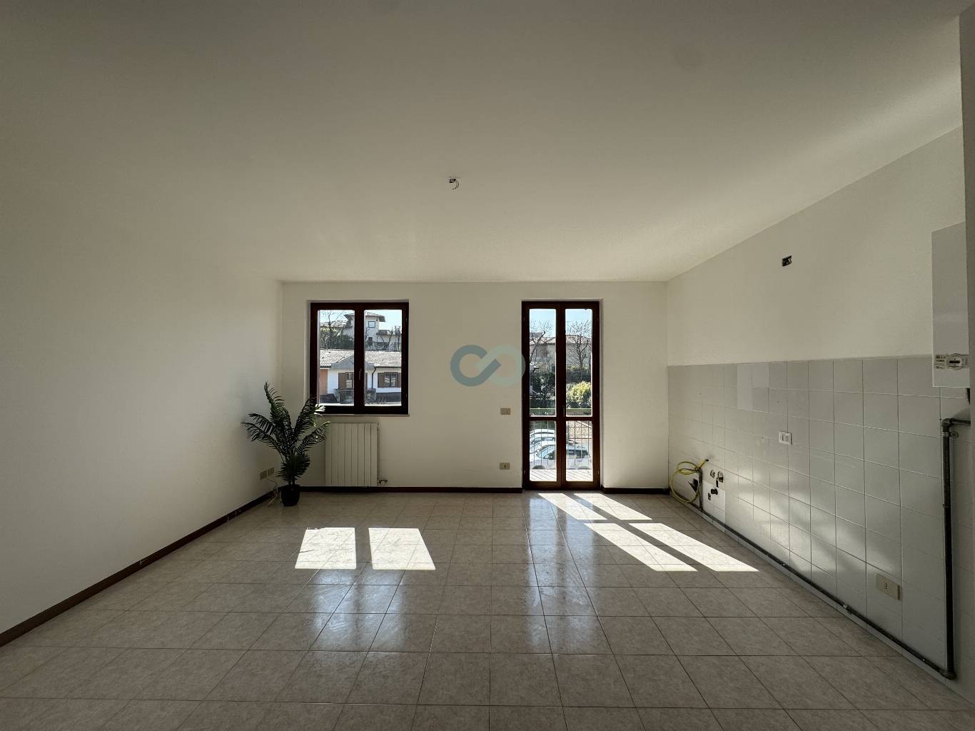 BILOCALE con CANTINA e GARAGE 7