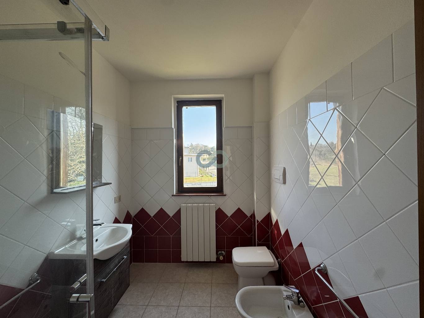 BILOCALE con CANTINA e GARAGE 15