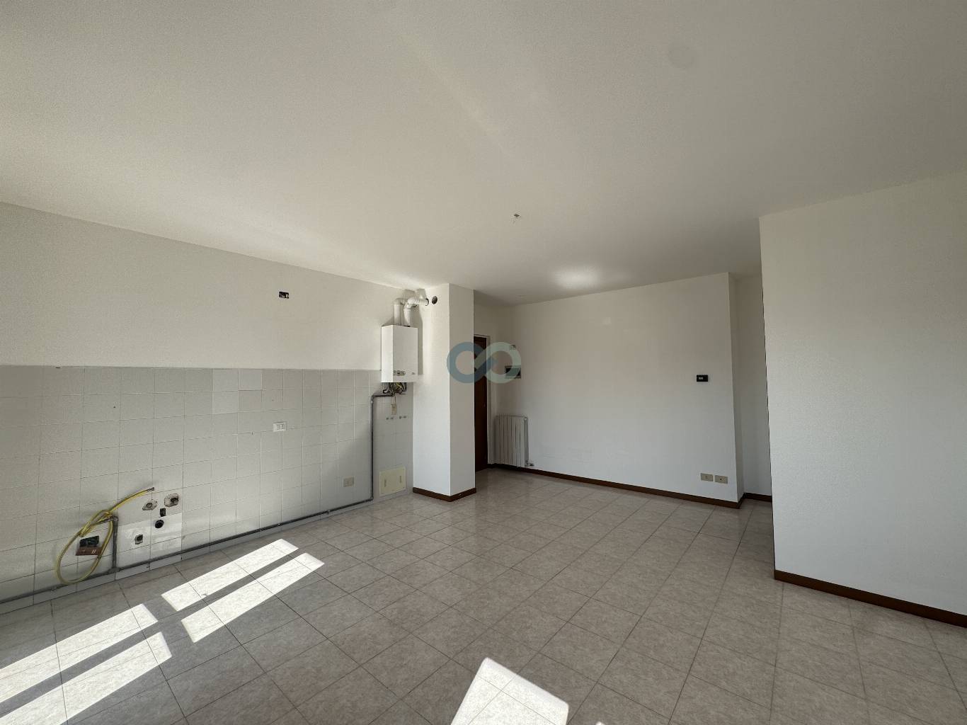 BILOCALE con CANTINA e GARAGE 25