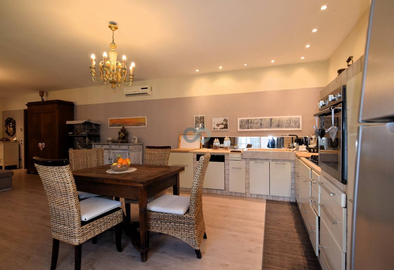 VILLA BIFAMILIARE 24