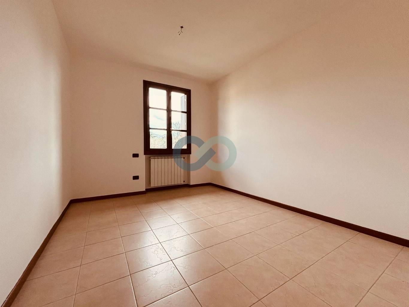 TRILOCALE CON TERRAZZO 35