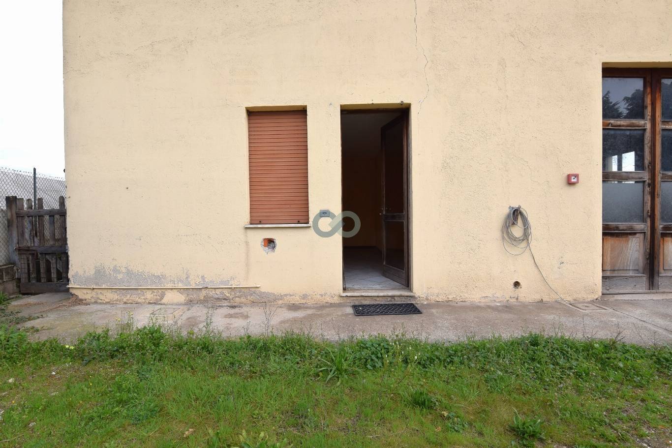 CAPANNONE ZONA INDUSTRIALE 16