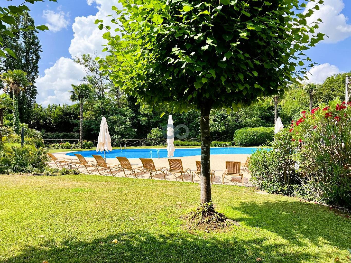 RESIDENCE CON PISCINA 35