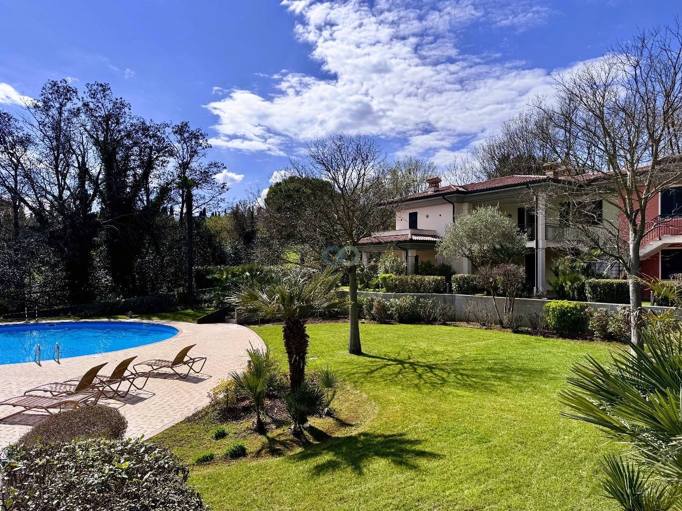 RESIDENCE CON PISCINA 39