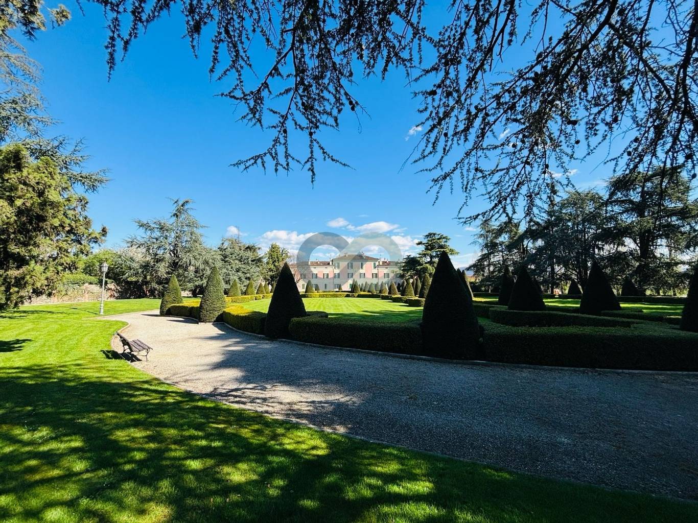 PORZIONE CIELO TERRA CON PORTICO PRIVATO 8
