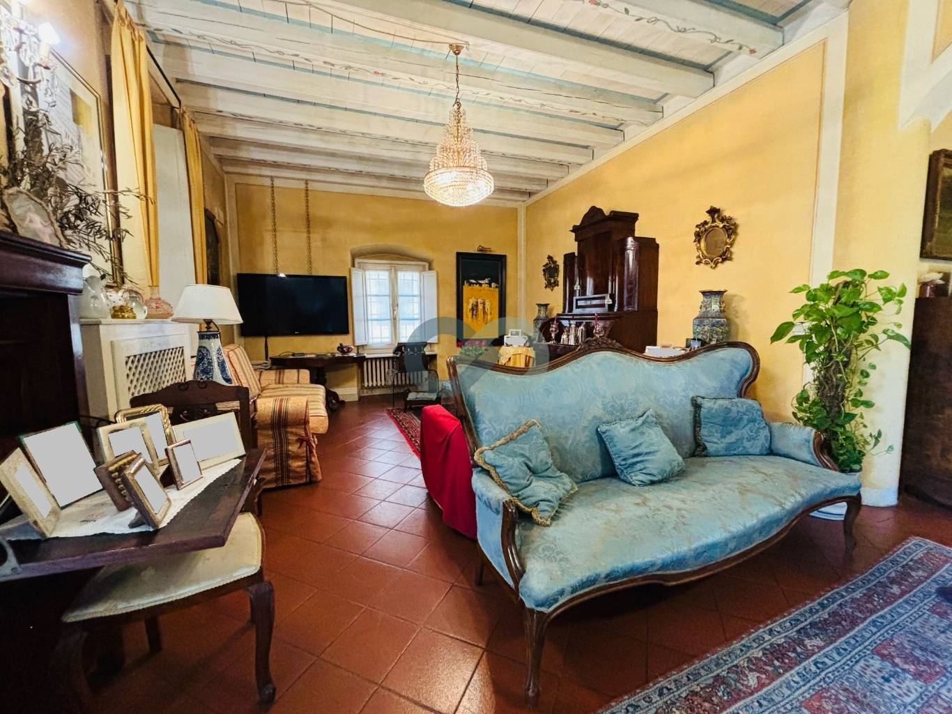 PORZIONE CIELO TERRA CON PORTICO PRIVATO 19