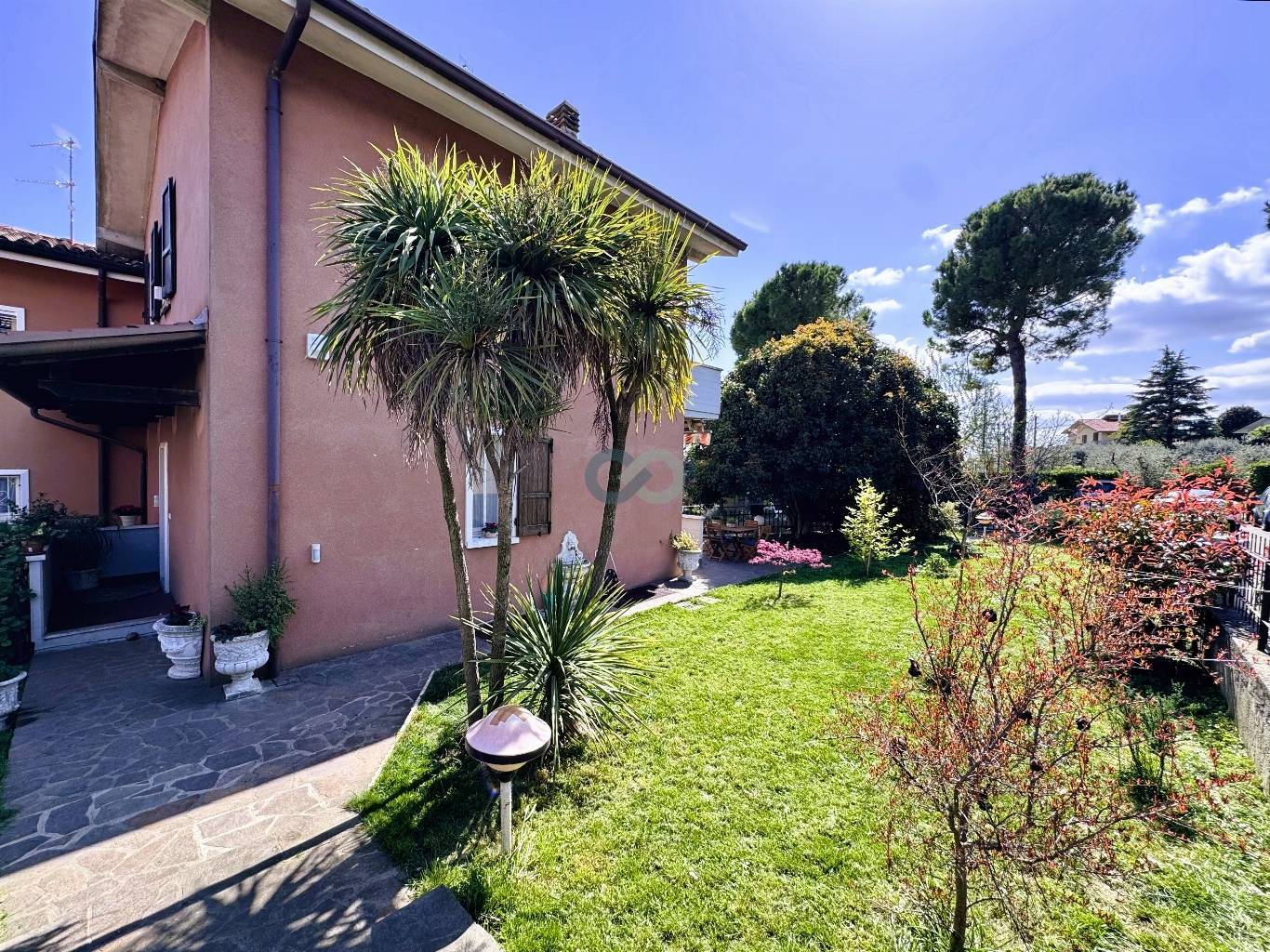 VILLA INDIPENDENTE 2