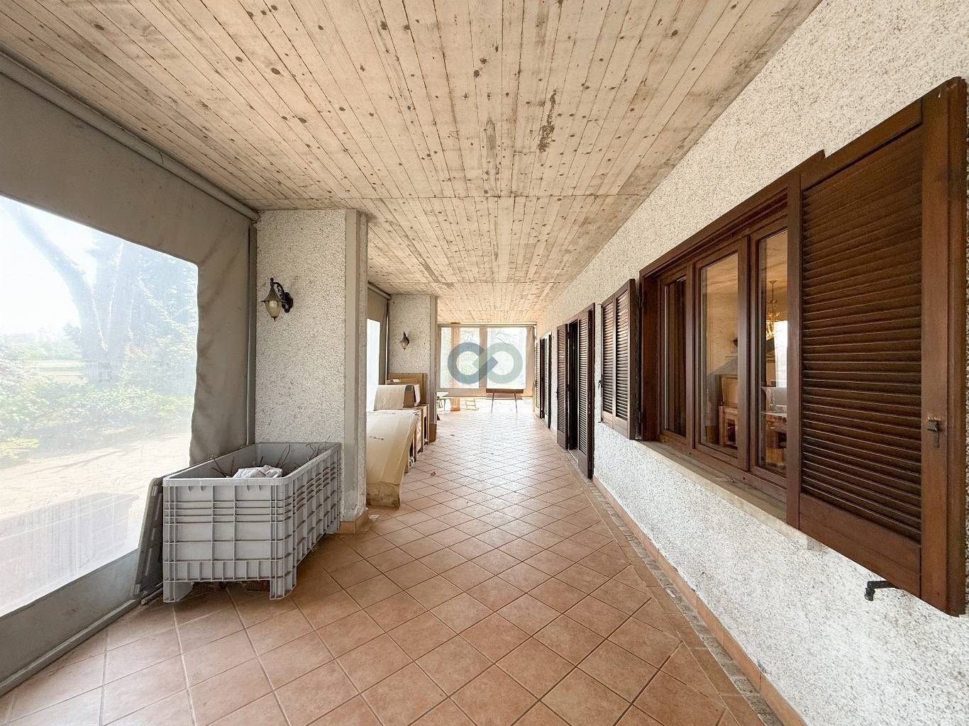 VILLA PLURIFAMILIARE CON TERRENO EDIFICABILE 21