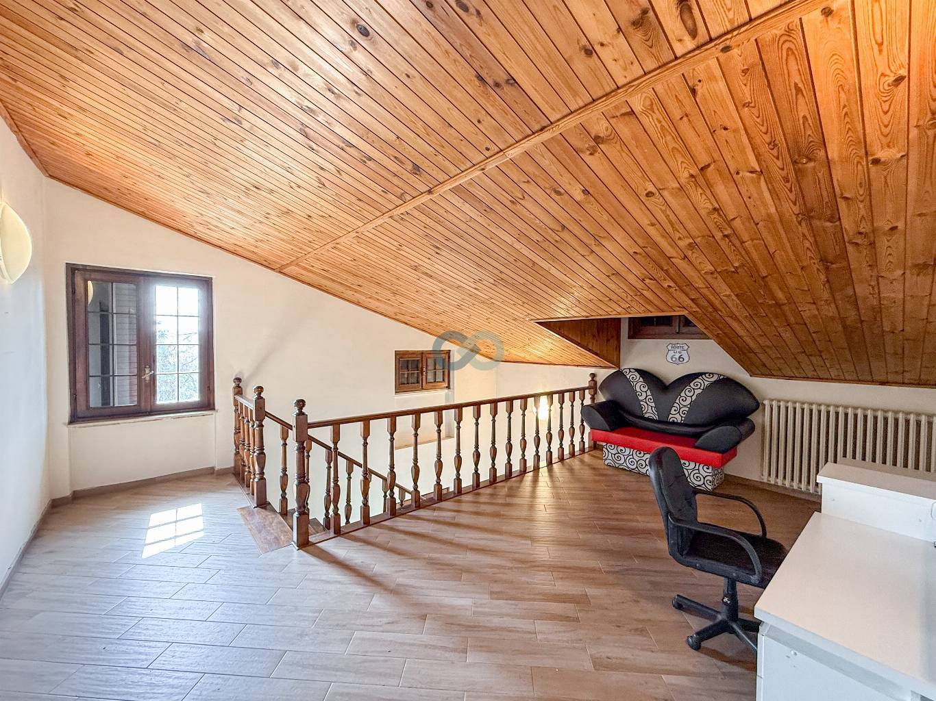 VILLA PLURIFAMILIARE CON TERRENO EDIFICABILE 39
