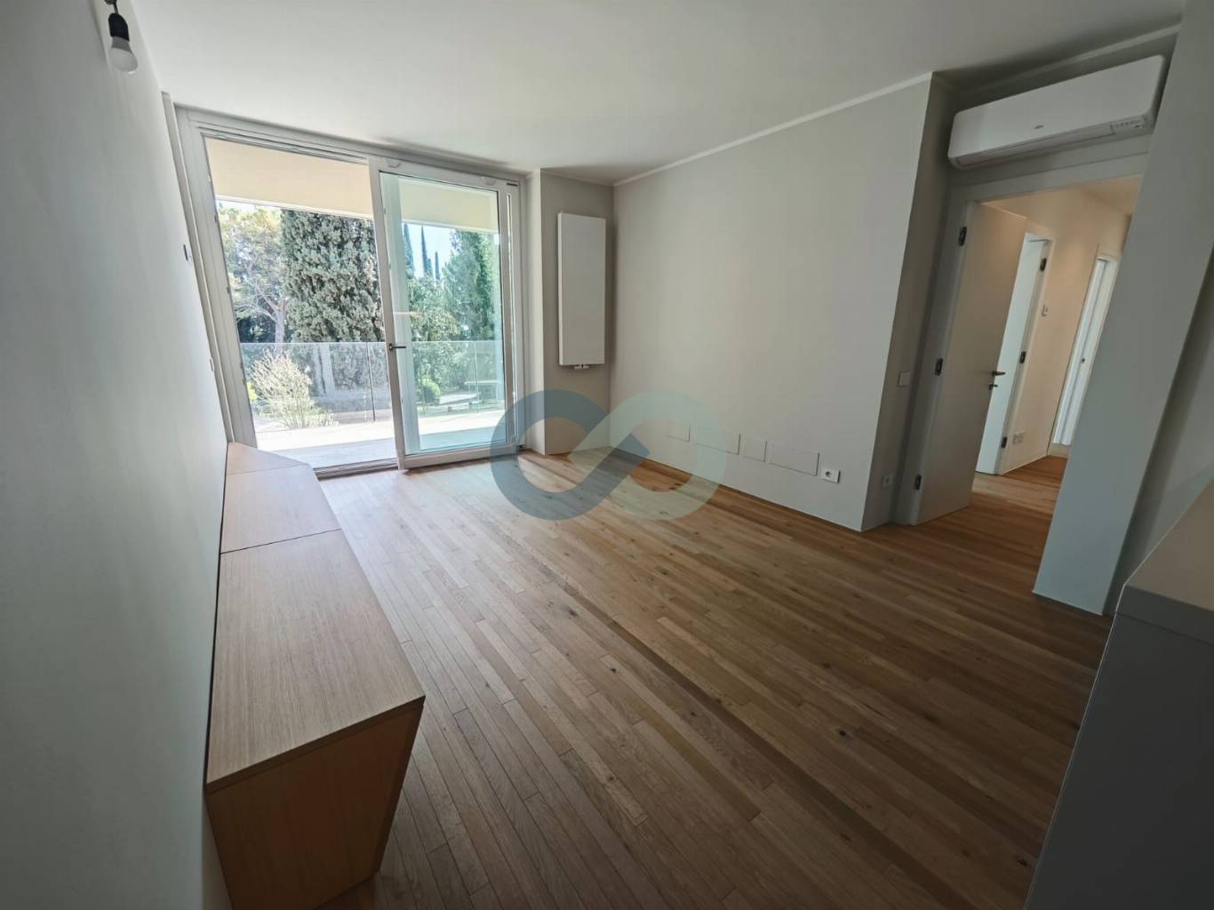Trilocale in residenza con Piscina 17