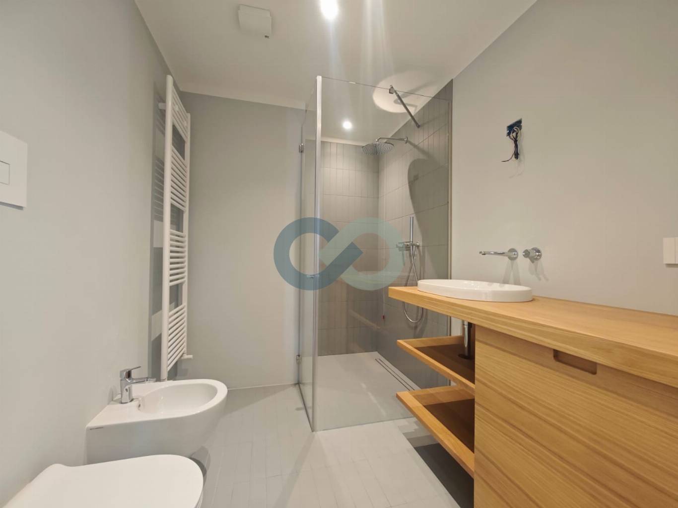 Trilocale in residenza con Piscina 23