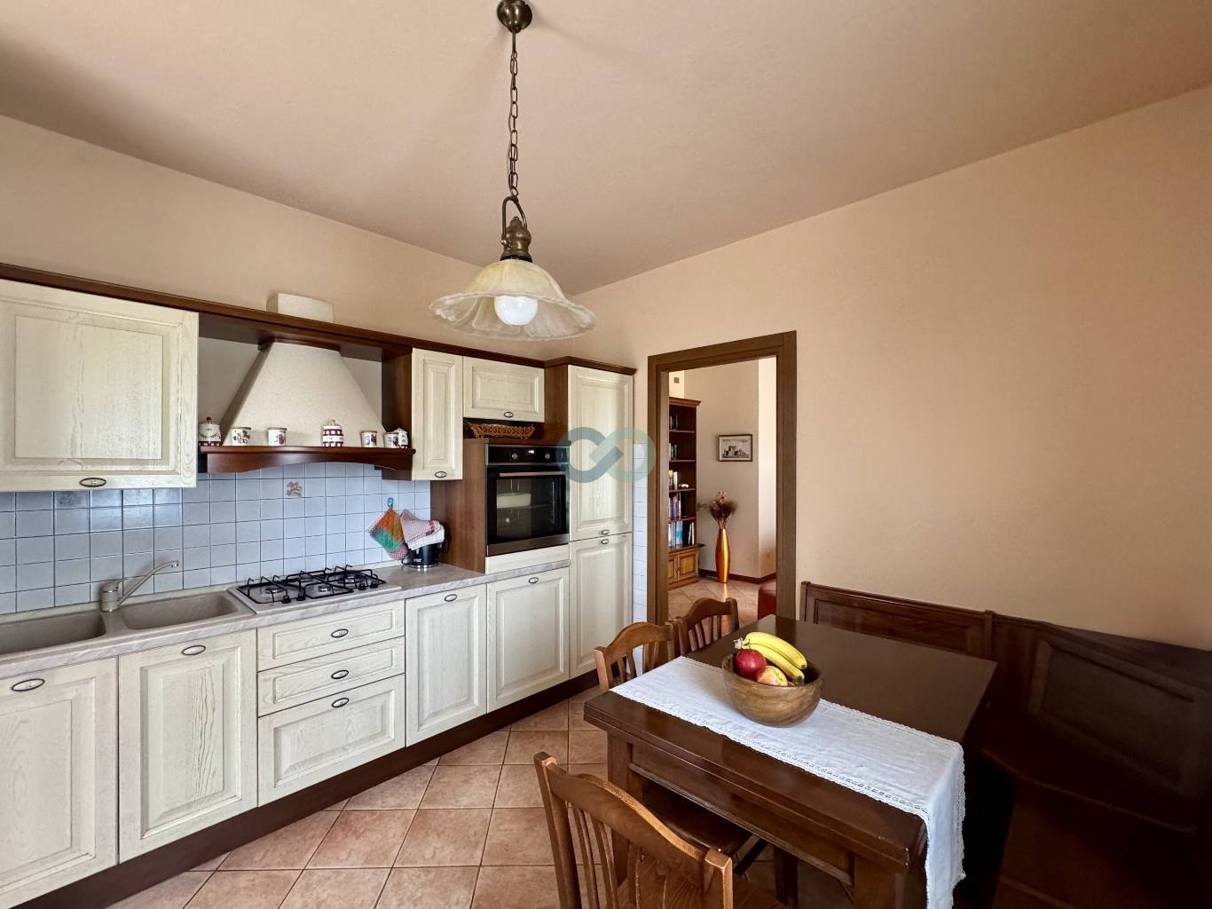 APPARTAMENTO CON GIARDINO 16