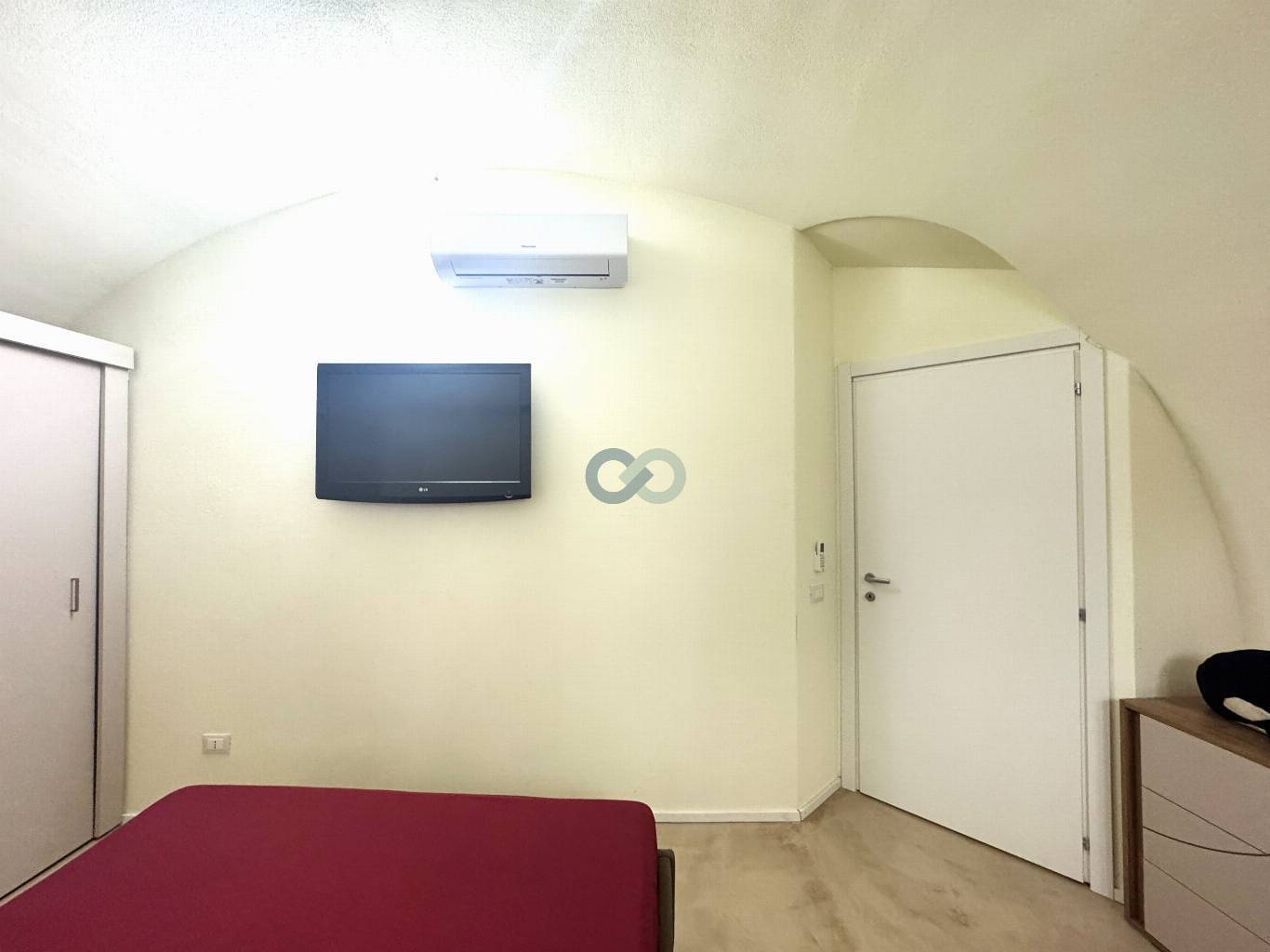 APPARTAMENTO AL PIANO TERRA 11